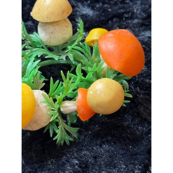 Vintage Mushrooms Deldan Design Italy Plastic Wreath 1960s Centerpiece - Picture 2 of 8